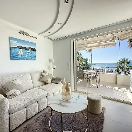 Superbe 3p A Avec Terrasse Et Vue Mer Entre Martinez Et Port Canto - Fr-1-470-66 Apartment *